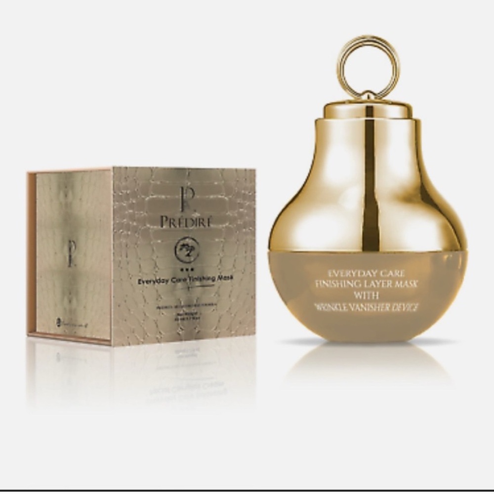 Everyday Care Finishing Layer Mask with Wrinkle Vanisher Device 3-In-1 with LED